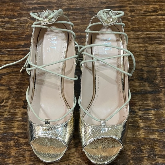 M & L Gold Tie Up High heels - Picture 9 of 15